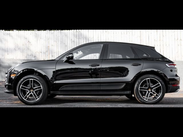 2021 Porsche Macan Base