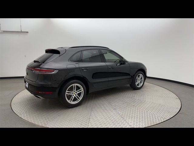 2021 Porsche Macan Base
