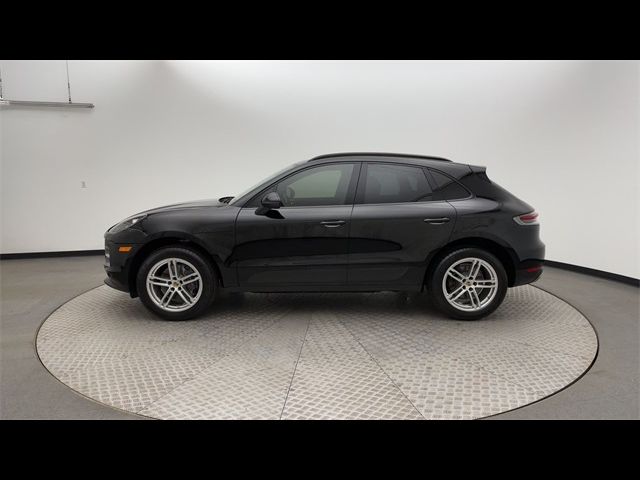 2021 Porsche Macan Base