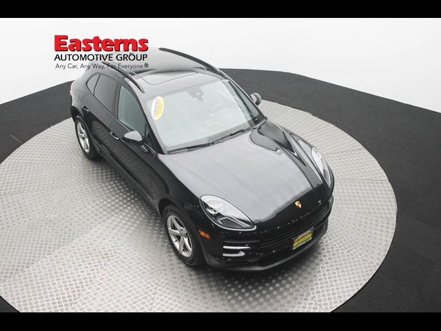 2021 Porsche Macan Base