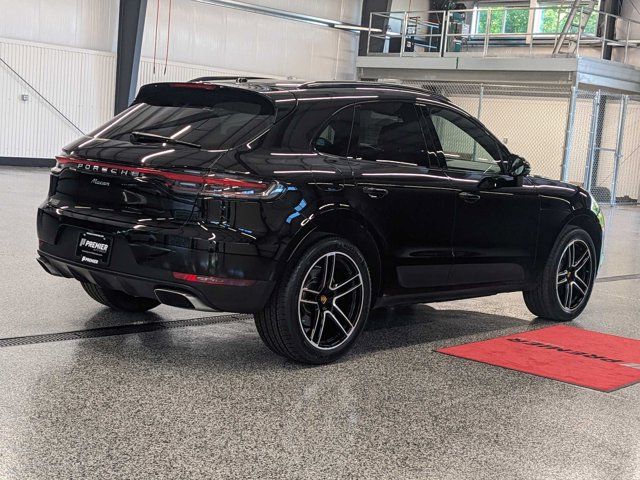 2021 Porsche Macan Base