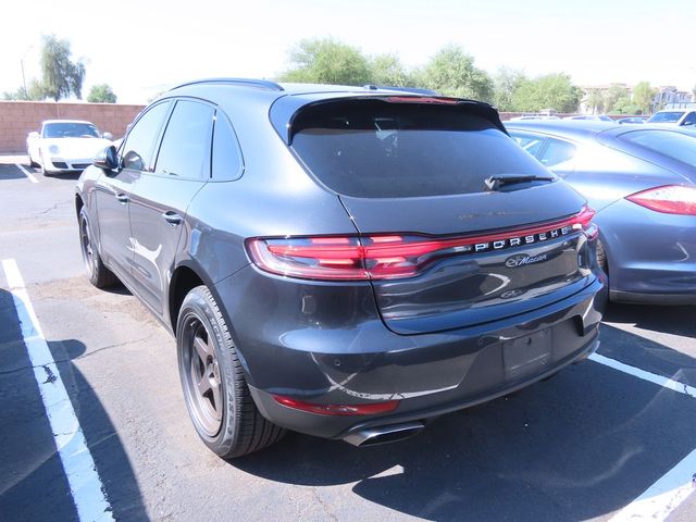 2021 Porsche Macan Base