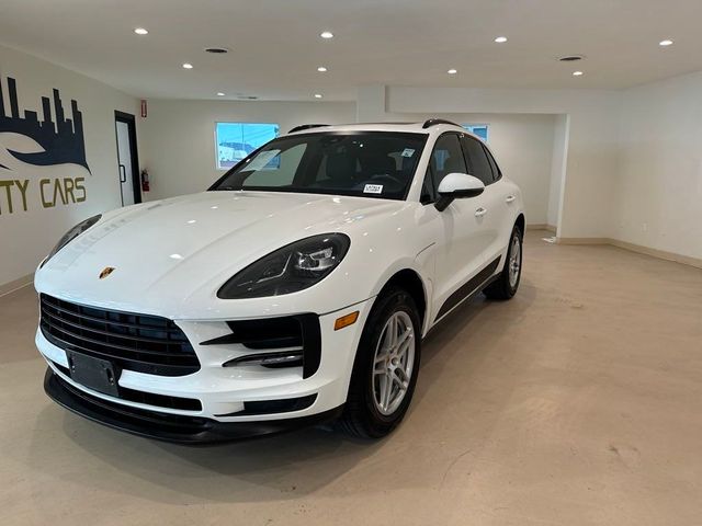 2021 Porsche Macan Base