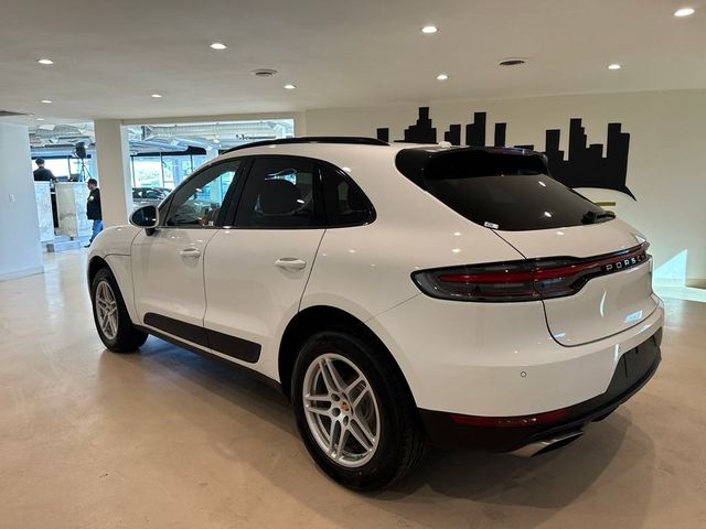 2021 Porsche Macan Base