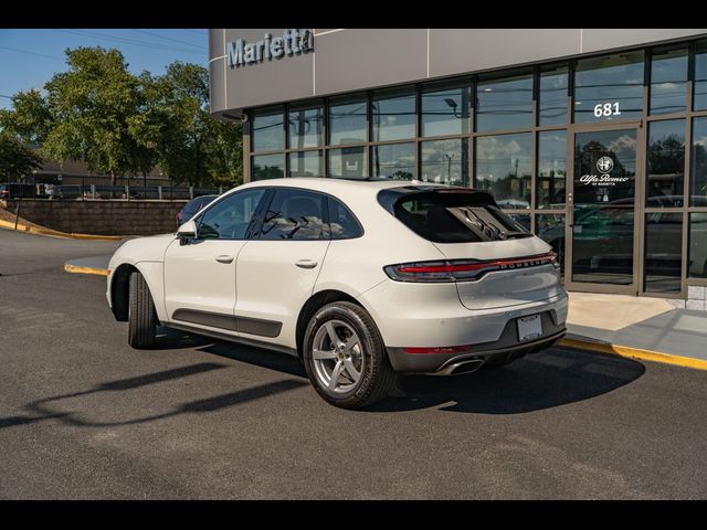 2021 Porsche Macan Base