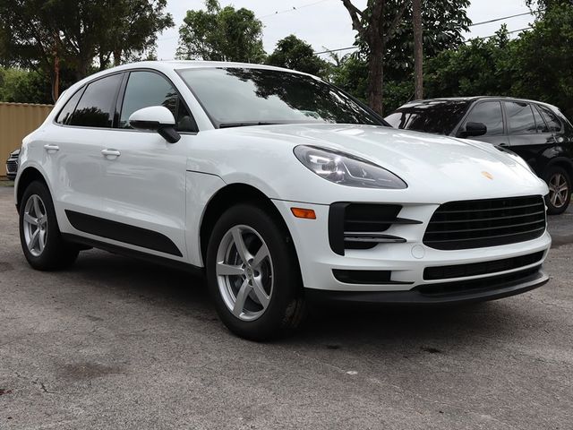 2021 Porsche Macan Base