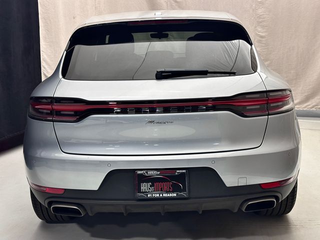 2021 Porsche Macan Base