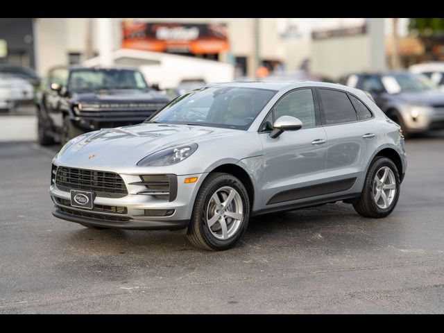 2021 Porsche Macan Base