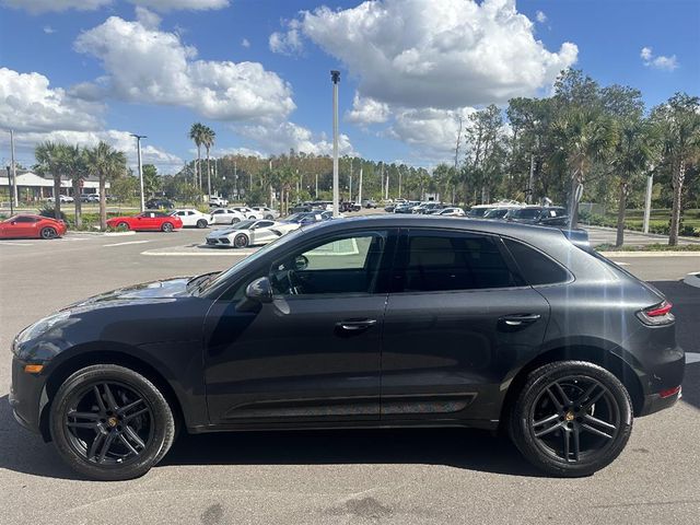 2021 Porsche Macan Base