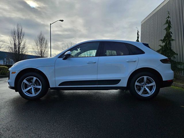 2021 Porsche Macan Base