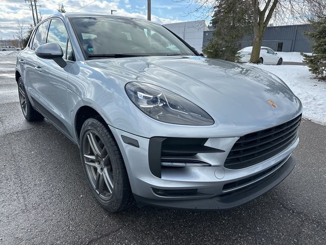 2021 Porsche Macan Base