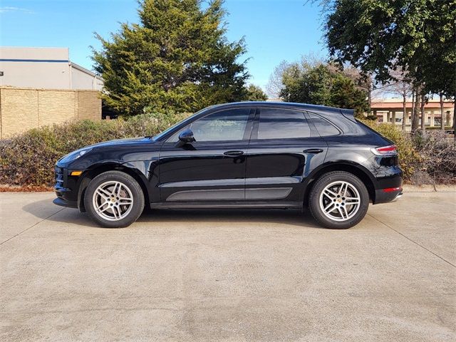 2021 Porsche Macan Base