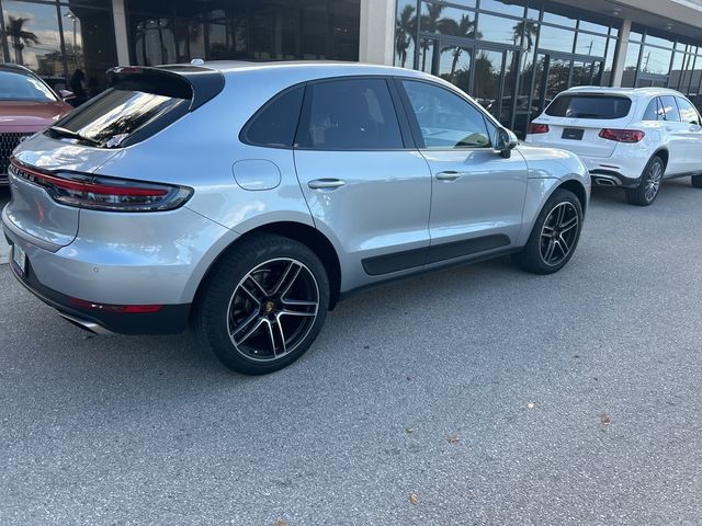 2021 Porsche Macan Base