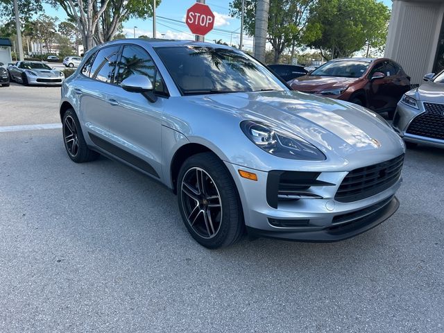 2021 Porsche Macan Base