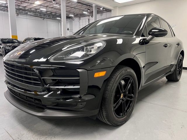 2021 Porsche Macan Base