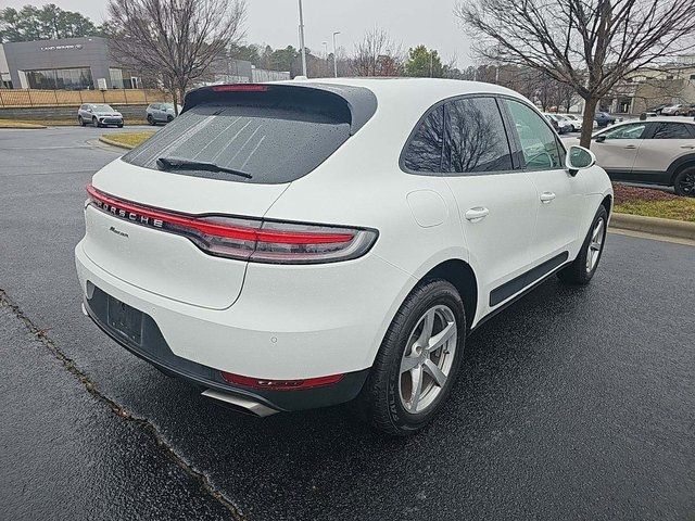 2021 Porsche Macan Base