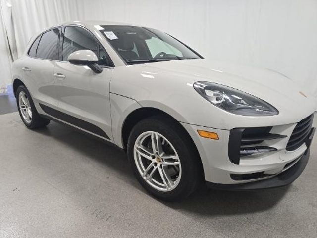 2021 Porsche Macan Base