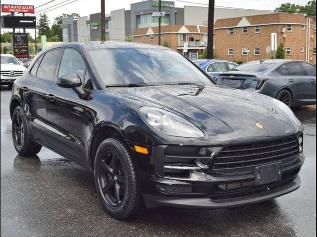 2021 Porsche Macan Base