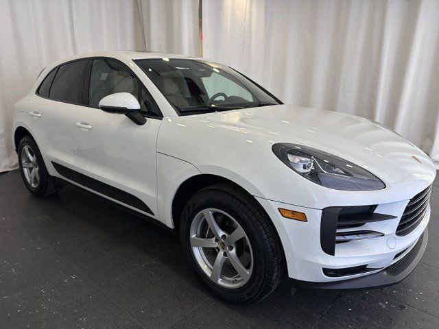 2021 Porsche Macan Base