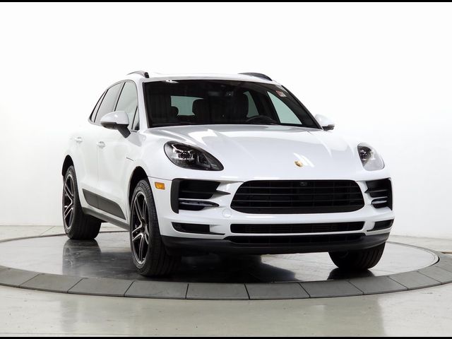 2021 Porsche Macan Base