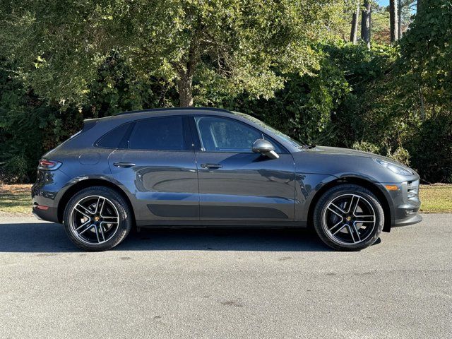 2021 Porsche Macan Base