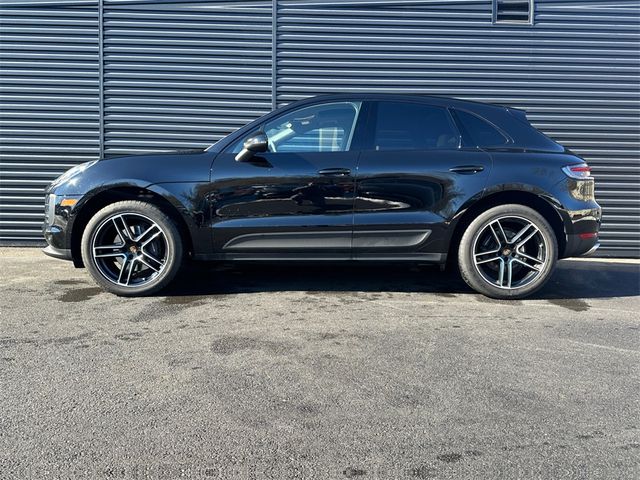 2021 Porsche Macan Base