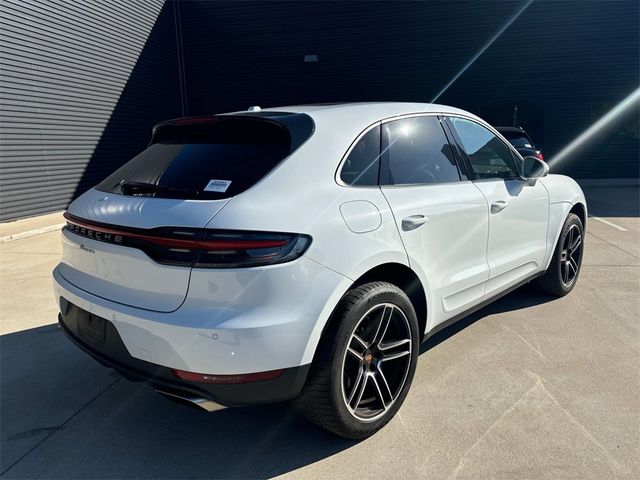 2021 Porsche Macan Base