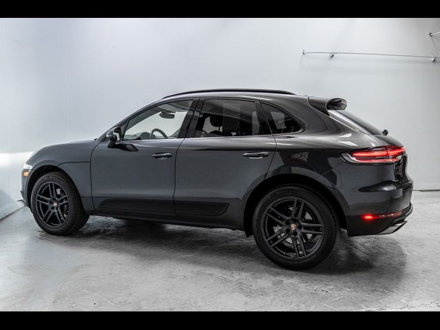 2021 Porsche Macan Base