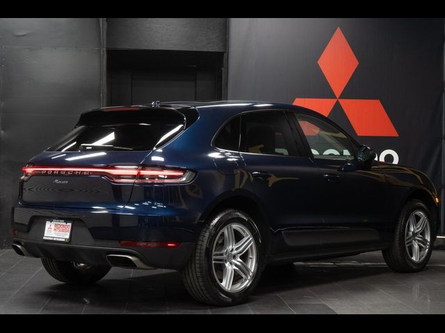 2021 Porsche Macan Base