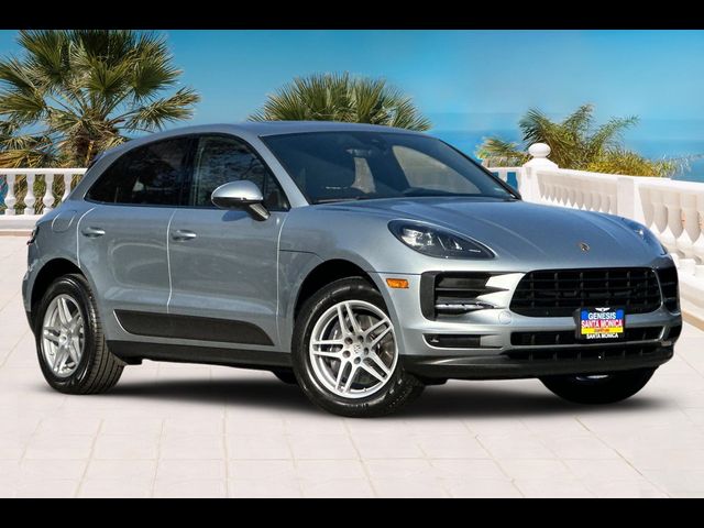 2021 Porsche Macan Base