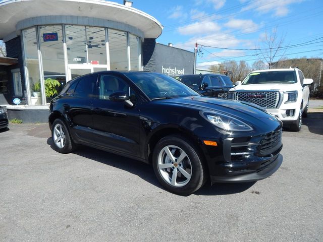 2021 Porsche Macan Base