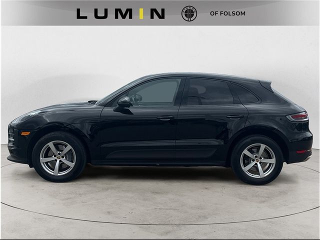 2021 Porsche Macan Base