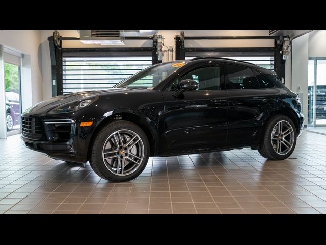 2021 Porsche Macan Turbo