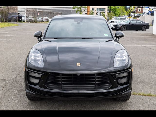 2021 Porsche Macan Turbo