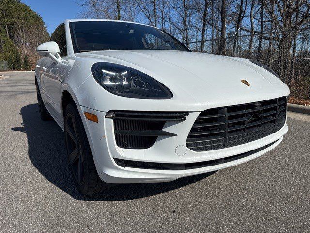 2021 Porsche Macan Turbo