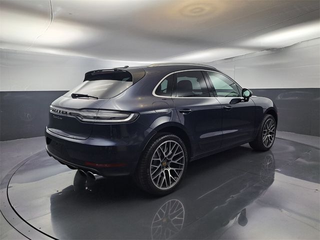 2021 Porsche Macan Turbo