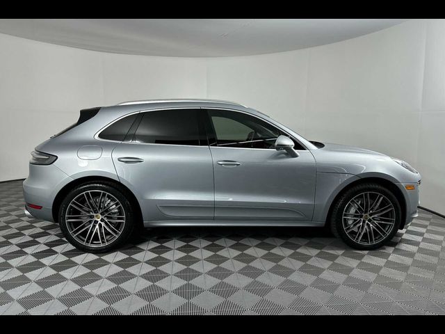 2021 Porsche Macan Turbo