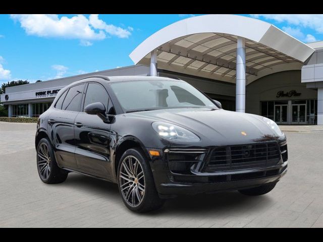 2021 Porsche Macan Turbo