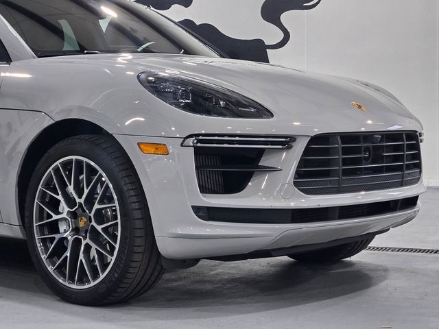 2021 Porsche Macan Turbo