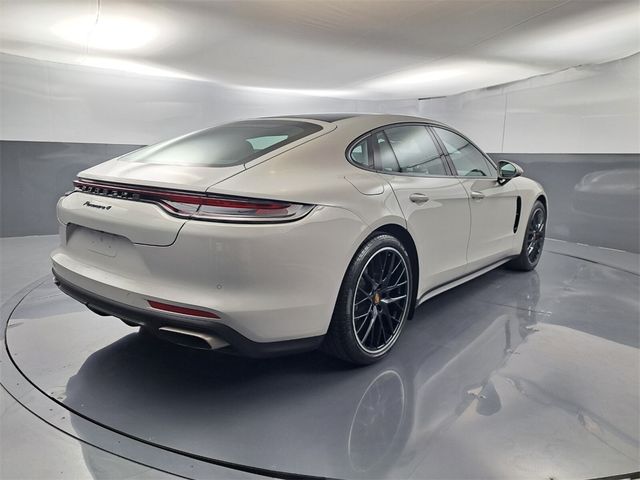 2021 Porsche Panamera 4