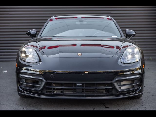 2021 Porsche Panamera 