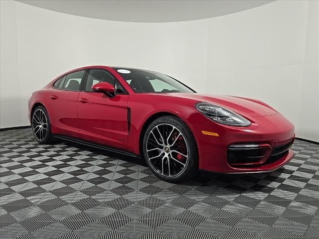 2021 Porsche Panamera GTS