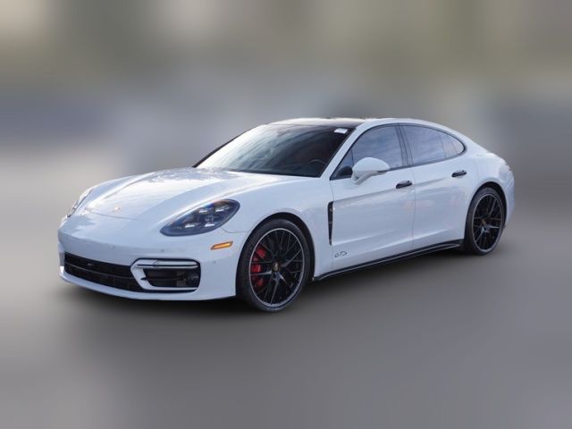 2021 Porsche Panamera GTS