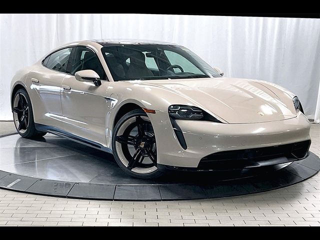 2021 Porsche Taycan Turbo