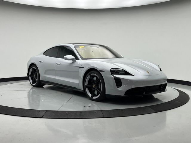 2021 Porsche Taycan Turbo