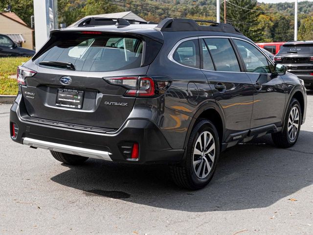 2021 Subaru Outback Base