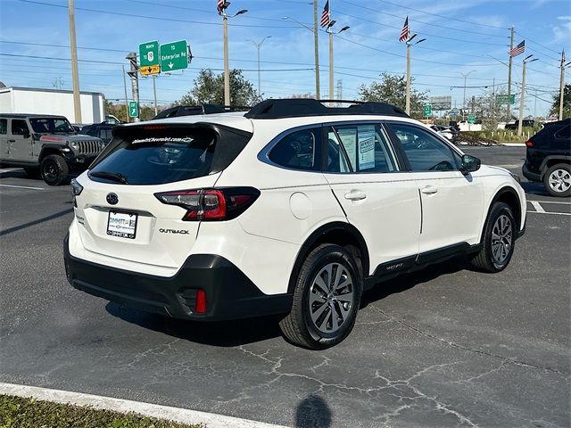 2021 Subaru Outback Base