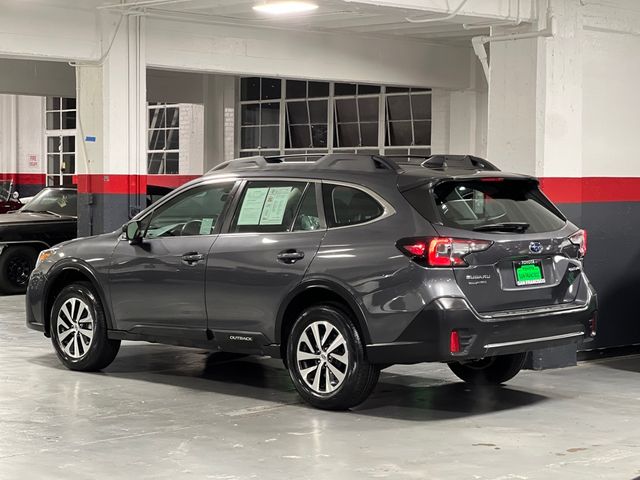 2021 Subaru Outback Base