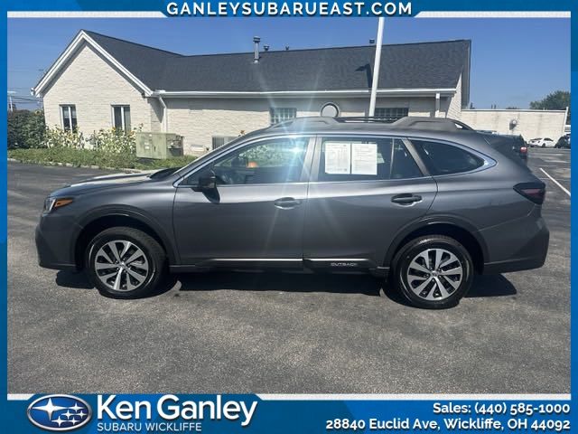 2021 Subaru Outback Base