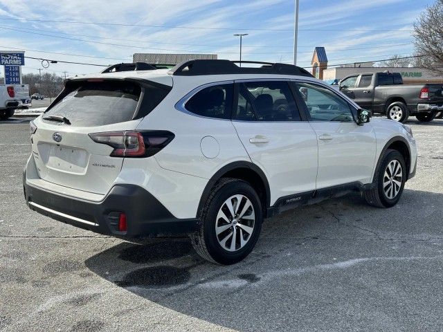 2021 Subaru Outback Base